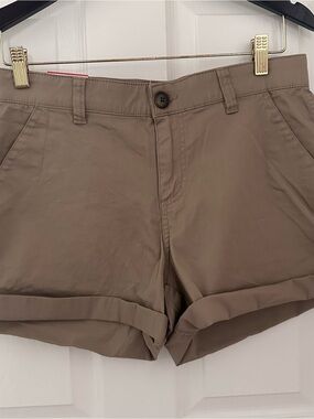 Boston Traders Women's Size 8 Tan Rolled Cuff Shorts Stretch Cotton NWT